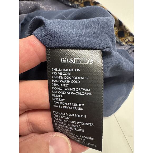 Urban Outfitters Ecote Blue Gold Floral Velvet Top Sleeveless Deep V Size Medium - Picture 4 of 6